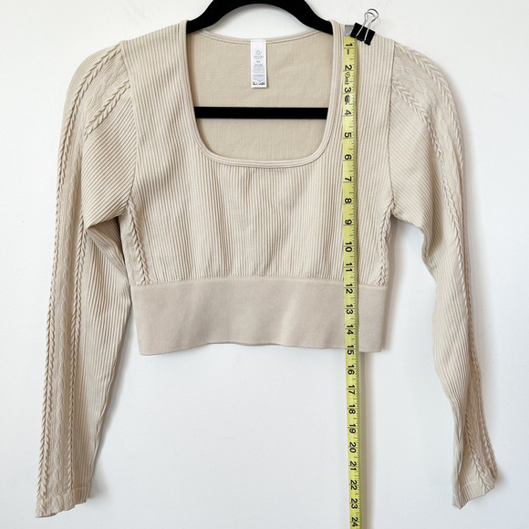 OFFLINE Aerie Seamless Cable Square Neck T-Shirt Stretch Womens Medium Soft Oat - Picture 8 of 13